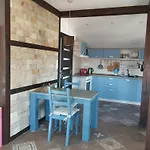 Apartamento горе на вилата Shkorpilovtsi
